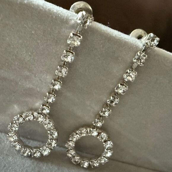 Sparkly Rhinestone Drop Circle Earrings – Elegant Statement Jewelry - Picture 15 of 17